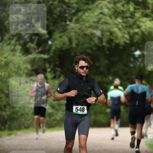 30.08.2026 - Elbe Triathlon Hamburg Antke Förster http://msf.ph/oto/10098911 30.08.2026 10:48:41 Laufen 548 meine-sportfotos.de