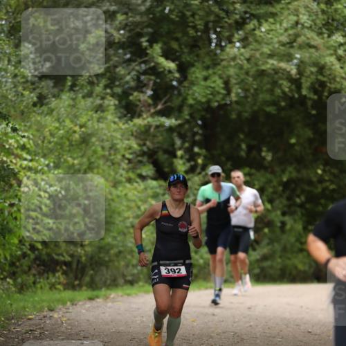 30.08.2026 - Elbe Triathlon Hamburg Antke Förster http://msf.ph/oto/10098961 30.08.2026 10:49:07 Laufen 392 meine-sportfotos.de