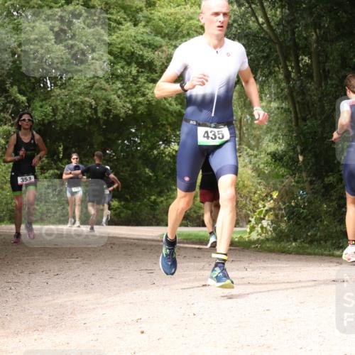 30.08.2026 - Elbe Triathlon Hamburg Antke Förster http://msf.ph/oto/10098978 30.08.2026 10:52:41 Laufen 353, 1674, 435 meine-sportfotos.de