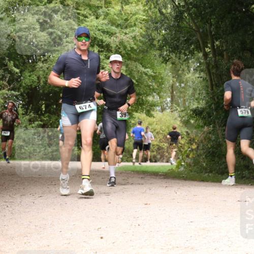 30.08.2026 - Elbe Triathlon Hamburg Antke Förster http://msf.ph/oto/10099000 30.08.2026 10:52:51 Laufen 703, 674, 397, 579 meine-sportfotos.de