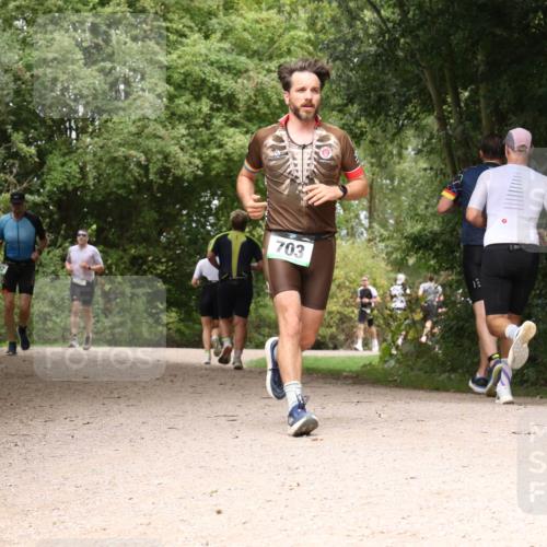 30.08.2026 - Elbe Triathlon Hamburg Antke Förster http://msf.ph/oto/10099010 30.08.2026 10:52:57 Laufen 703 meine-sportfotos.de