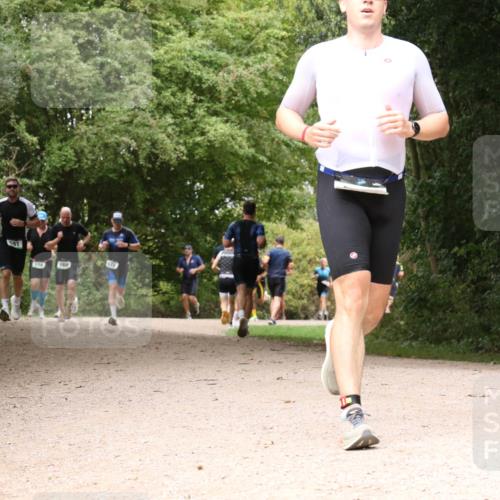 30.08.2026 - Elbe Triathlon Hamburg Antke Förster http://msf.ph/oto/10099028 30.08.2026 10:53:08 Laufen 591, 660, 640 meine-sportfotos.de