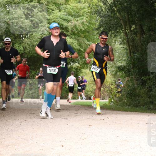 30.08.2026 - Elbe Triathlon Hamburg Antke Förster http://msf.ph/oto/10099044 30.08.2026 10:53:16 Laufen 556, 608, 493 meine-sportfotos.de