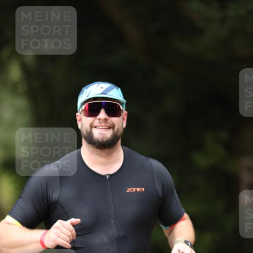 30.08.2026 - Elbe Triathlon Hamburg Antke Förster http://msf.ph/oto/10099051 30.08.2026 10:49:58 Laufen 3, 585 meine-sportfotos.de