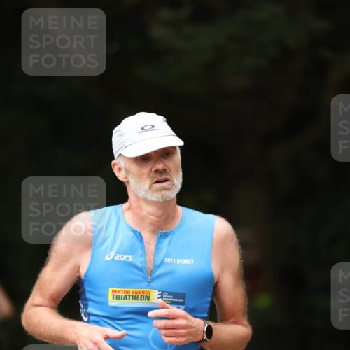 30.08.2026 - Elbe Triathlon Hamburg Antke Förster http://msf.ph/oto/10099087 30.08.2026 10:50:24 Laufen 2011, 260 meine-sportfotos.de