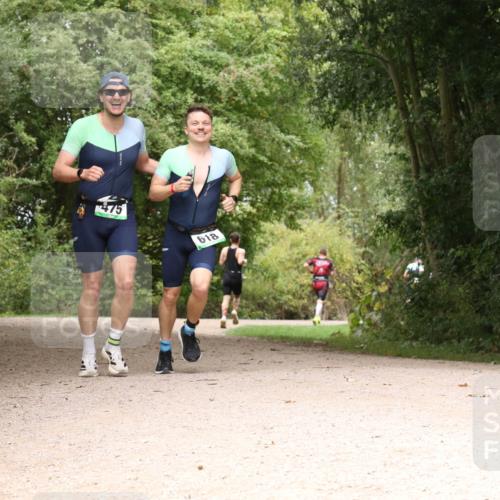 30.08.2026 - Elbe Triathlon Hamburg Antke Förster http://msf.ph/oto/10099100 30.08.2026 10:53:48 Laufen 475, 618 meine-sportfotos.de
