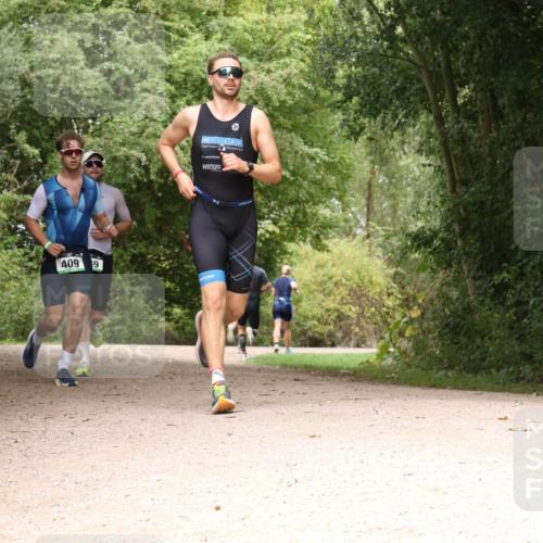 30.08.2026 - Elbe Triathlon Hamburg Antke Förster http://msf.ph/oto/10099128 30.08.2026 10:54:15 Laufen 409, 9 meine-sportfotos.de
