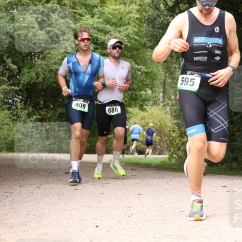 30.08.2026 - Elbe Triathlon Hamburg Antke Förster http://msf.ph/oto/10099132 30.08.2026 10:54:16 Laufen 409, 689, 2, 595 meine-sportfotos.de