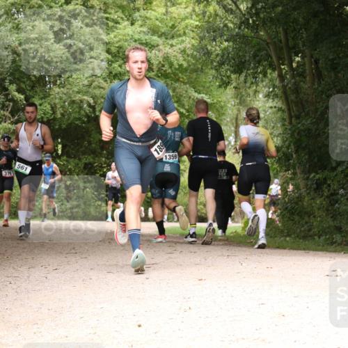 30.08.2026 - Elbe Triathlon Hamburg Antke Förster http://msf.ph/oto/10099146 30.08.2026 10:54:32 Laufen 561, 376, 189, 1359 meine-sportfotos.de