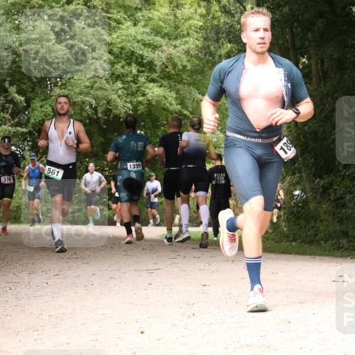 30.08.2026 - Elbe Triathlon Hamburg Antke Förster http://msf.ph/oto/10099148 30.08.2026 10:54:33 Laufen 561, 376, 1359, 189 meine-sportfotos.de