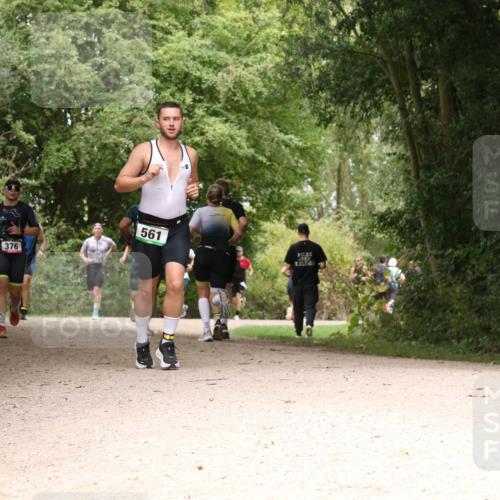 30.08.2026 - Elbe Triathlon Hamburg Antke Förster http://msf.ph/oto/10099150 30.08.2026 10:54:34 Laufen 376, 561 meine-sportfotos.de