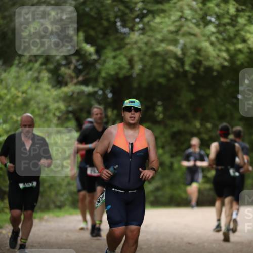 30.08.2026 - Elbe Triathlon Hamburg Antke Förster http://msf.ph/oto/10099163 30.08.2026 10:51:00 Laufen 509 meine-sportfotos.de