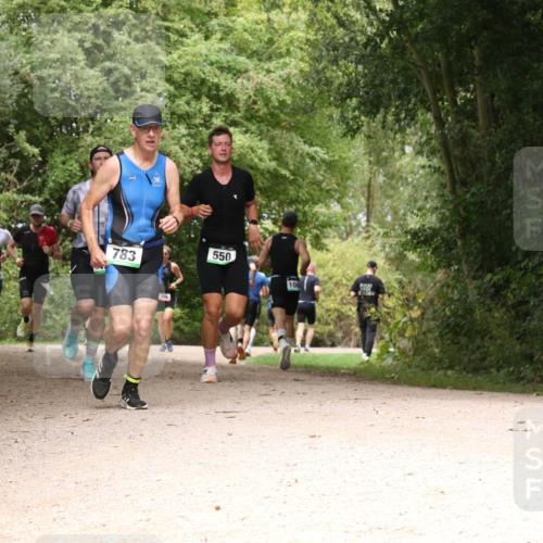 30.08.2026 - Elbe Triathlon Hamburg Antke Förster http://msf.ph/oto/10099166 30.08.2026 10:54:41 Laufen 783, 550, 108 meine-sportfotos.de