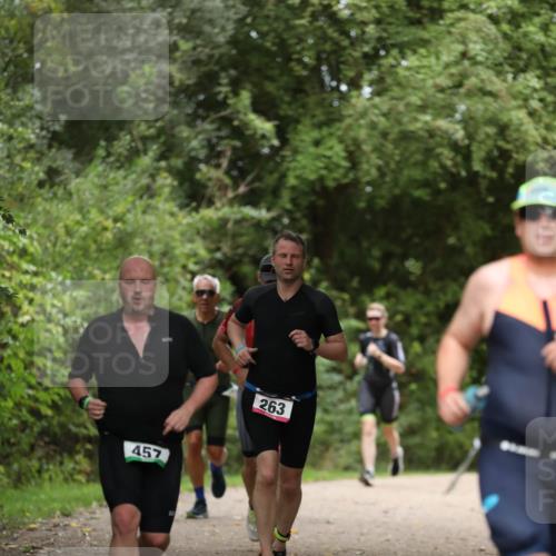 30.08.2026 - Elbe Triathlon Hamburg Antke Förster http://msf.ph/oto/10099167 30.08.2026 10:51:02 Laufen 457, 263 meine-sportfotos.de