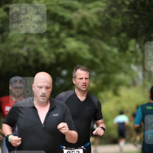 30.08.2026 - Elbe Triathlon Hamburg Antke Förster http://msf.ph/oto/10099177 30.08.2026 10:51:05 Laufen 457, 263 meine-sportfotos.de