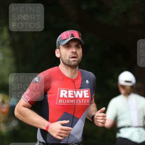 30.08.2026 - Elbe Triathlon Hamburg Antke Förster http://msf.ph/oto/10099185 30.08.2026 10:51:08 Laufen 3 meine-sportfotos.de