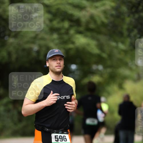 30.08.2026 - Elbe Triathlon Hamburg Antke Förster http://msf.ph/oto/10099197 30.08.2026 10:51:28 Laufen 596 meine-sportfotos.de