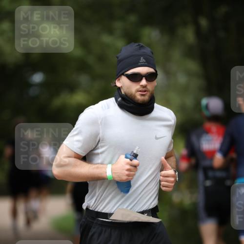 30.08.2026 - Elbe Triathlon Hamburg Antke Förster http://msf.ph/oto/10099223 30.08.2026 10:51:54 Laufen  meine-sportfotos.de
