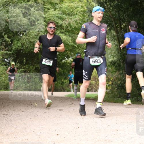 30.08.2026 - Elbe Triathlon Hamburg Antke Förster http://msf.ph/oto/10099228 30.08.2026 10:55:33 Laufen 259, 460, 693 meine-sportfotos.de