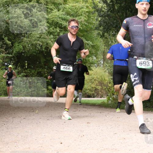 30.08.2026 - Elbe Triathlon Hamburg Antke Förster http://msf.ph/oto/10099230 30.08.2026 10:55:33 Laufen 460, 693, 1028 meine-sportfotos.de