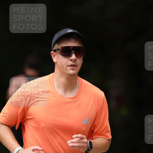 30.08.2026 - Elbe Triathlon Hamburg Antke Förster http://msf.ph/oto/10099253 30.08.2026 10:52:15 Laufen 472 meine-sportfotos.de