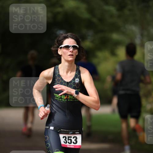 30.08.2026 - Elbe Triathlon Hamburg Antke Förster http://msf.ph/oto/10099293 30.08.2026 10:52:45 Laufen 353 meine-sportfotos.de