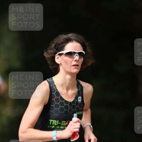 30.08.2026 - Elbe Triathlon Hamburg Antke Förster http://msf.ph/oto/10099297 30.08.2026 10:52:46 Laufen 353 meine-sportfotos.de