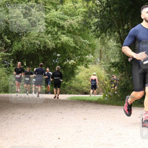 30.08.2026 - Elbe Triathlon Hamburg Antke Förster http://msf.ph/oto/10099310 30.08.2026 10:56:44 Laufen 467 meine-sportfotos.de