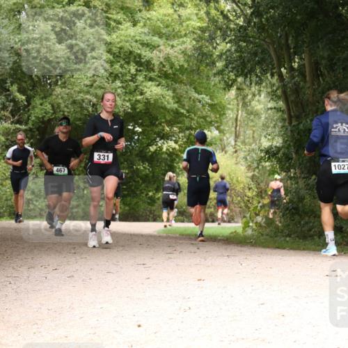 30.08.2026 - Elbe Triathlon Hamburg Antke Förster http://msf.ph/oto/10099316 30.08.2026 10:56:50 Laufen 467, 331, 1027 meine-sportfotos.de