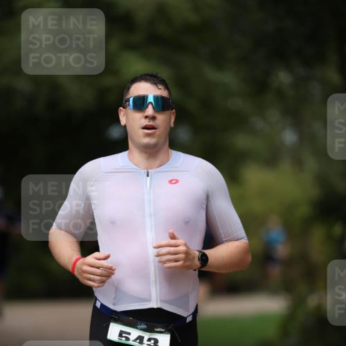 30.08.2026 - Elbe Triathlon Hamburg Antke Förster http://msf.ph/oto/10099333 30.08.2026 10:53:08 Laufen 0, 543 meine-sportfotos.de