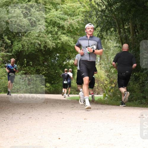 30.08.2026 - Elbe Triathlon Hamburg Antke Förster http://msf.ph/oto/10099346 30.08.2026 10:57:07 Laufen 484 meine-sportfotos.de