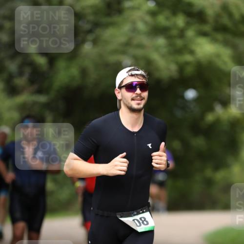 30.08.2026 - Elbe Triathlon Hamburg Antke Förster http://msf.ph/oto/10099355 30.08.2026 10:53:19 Laufen 10, 8 meine-sportfotos.de