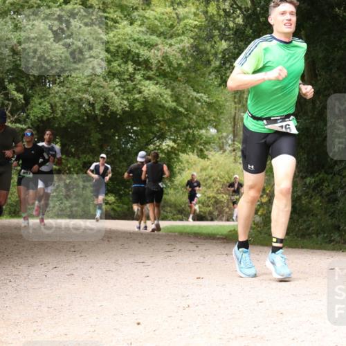 30.08.2026 - Elbe Triathlon Hamburg Antke Förster http://msf.ph/oto/10099378 30.08.2026 10:57:28 Laufen 467, 16 meine-sportfotos.de