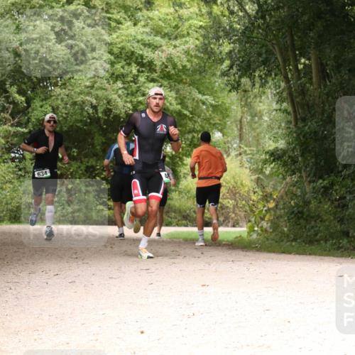 30.08.2026 - Elbe Triathlon Hamburg Antke Förster http://msf.ph/oto/10099398 30.08.2026 10:57:38 Laufen 634 meine-sportfotos.de