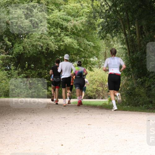 30.08.2026 - Elbe Triathlon Hamburg Antke Förster http://msf.ph/oto/10099410 30.08.2026 10:57:42 Laufen 634 meine-sportfotos.de