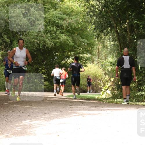 30.08.2026 - Elbe Triathlon Hamburg Antke Förster http://msf.ph/oto/10099422 30.08.2026 10:58:02 Laufen 683, 75 meine-sportfotos.de