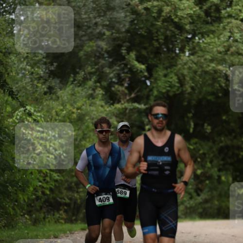 30.08.2026 - Elbe Triathlon Hamburg Antke Förster http://msf.ph/oto/10099431 30.08.2026 10:54:14 Laufen 689, 409 meine-sportfotos.de