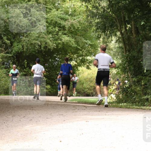 30.08.2026 - Elbe Triathlon Hamburg Antke Förster http://msf.ph/oto/10099448 30.08.2026 10:58:22 Laufen  meine-sportfotos.de
