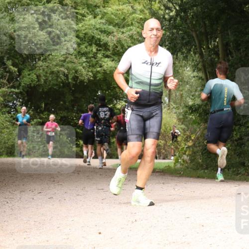 30.08.2026 - Elbe Triathlon Hamburg Antke Förster http://msf.ph/oto/10099466 30.08.2026 10:58:37 Laufen 83 meine-sportfotos.de