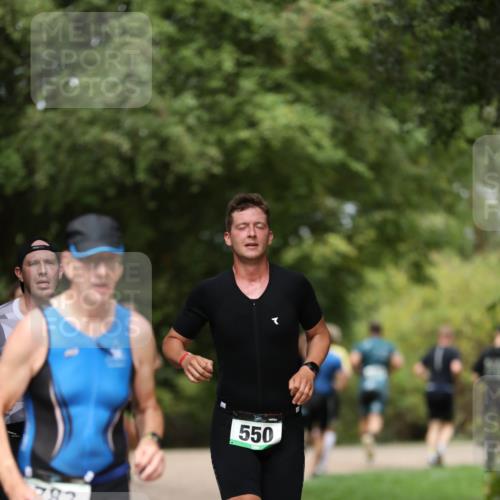 30.08.2026 - Elbe Triathlon Hamburg Antke Förster http://msf.ph/oto/10099475 30.08.2026 10:54:42 Laufen 783, 550 meine-sportfotos.de
