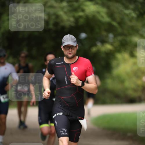 30.08.2026 - Elbe Triathlon Hamburg Antke Förster http://msf.ph/oto/10099485 30.08.2026 10:54:46 Laufen  meine-sportfotos.de