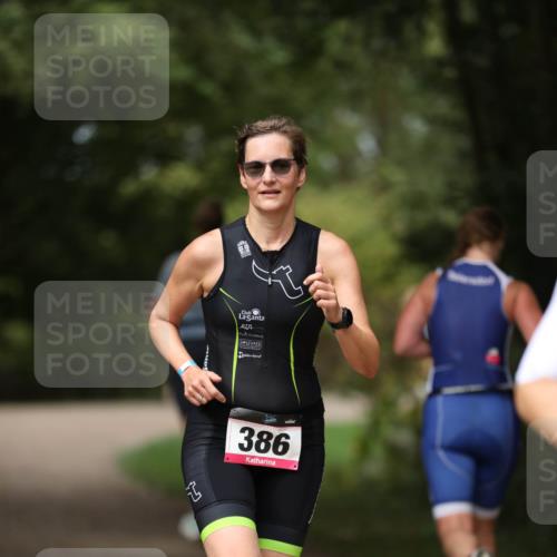 30.08.2026 - Elbe Triathlon Hamburg Antke Förster http://msf.ph/oto/10099495 30.08.2026 10:54:51 Laufen 386 meine-sportfotos.de