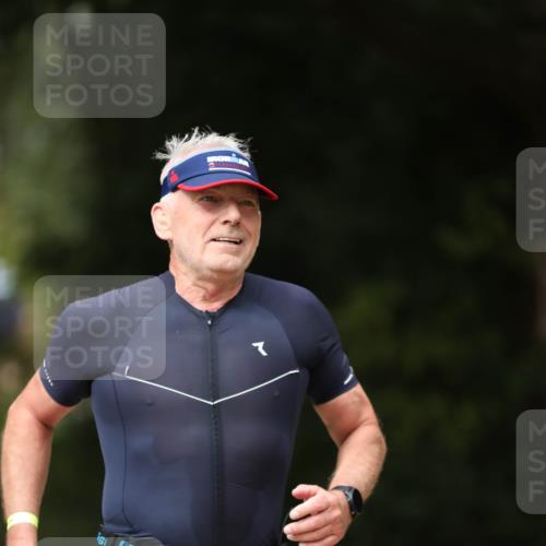 30.08.2026 - Elbe Triathlon Hamburg Antke Förster http://msf.ph/oto/10099505 30.08.2026 10:55:06 Laufen 786 meine-sportfotos.de