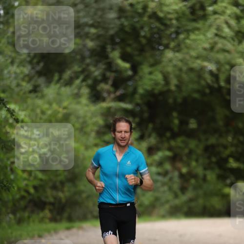 30.08.2026 - Elbe Triathlon Hamburg Antke Förster http://msf.ph/oto/10099555 30.08.2026 10:55:46 Laufen 6 meine-sportfotos.de