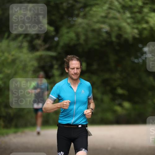 30.08.2026 - Elbe Triathlon Hamburg Antke Förster http://msf.ph/oto/10099557 30.08.2026 10:55:47 Laufen  meine-sportfotos.de