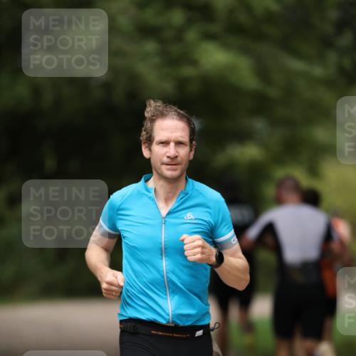 30.08.2026 - Elbe Triathlon Hamburg Antke Förster http://msf.ph/oto/10099559 30.08.2026 10:55:48 Laufen  meine-sportfotos.de