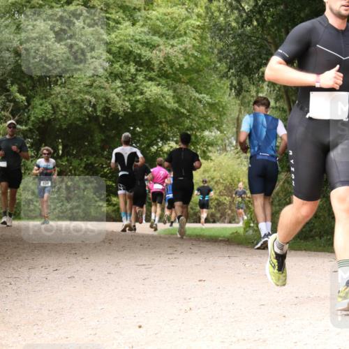 30.08.2026 - Elbe Triathlon Hamburg Antke Förster http://msf.ph/oto/10099588 30.08.2026 11:00:07 Laufen 434 meine-sportfotos.de