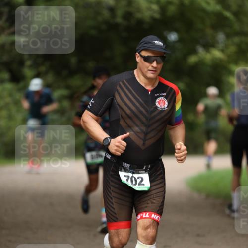 30.08.2026 - Elbe Triathlon Hamburg Antke Förster http://msf.ph/oto/10099591 30.08.2026 10:56:28 Laufen 3, 3, 702 meine-sportfotos.de