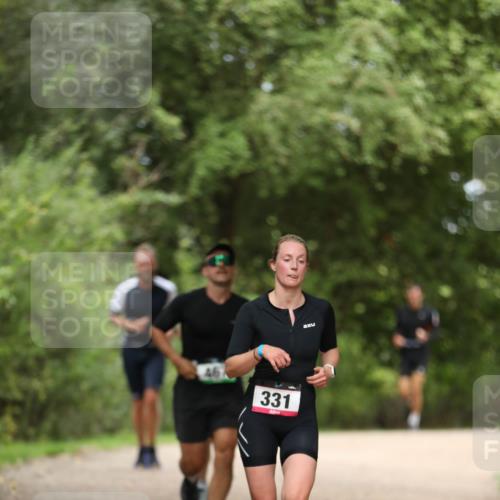 30.08.2026 - Elbe Triathlon Hamburg Antke Förster http://msf.ph/oto/10099623 30.08.2026 10:56:50 Laufen 331 meine-sportfotos.de
