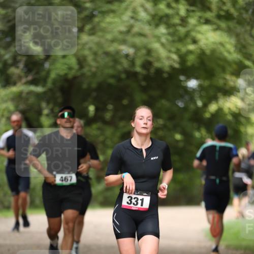 30.08.2026 - Elbe Triathlon Hamburg Antke Förster http://msf.ph/oto/10099625 30.08.2026 10:56:51 Laufen 467, 331, 2 meine-sportfotos.de